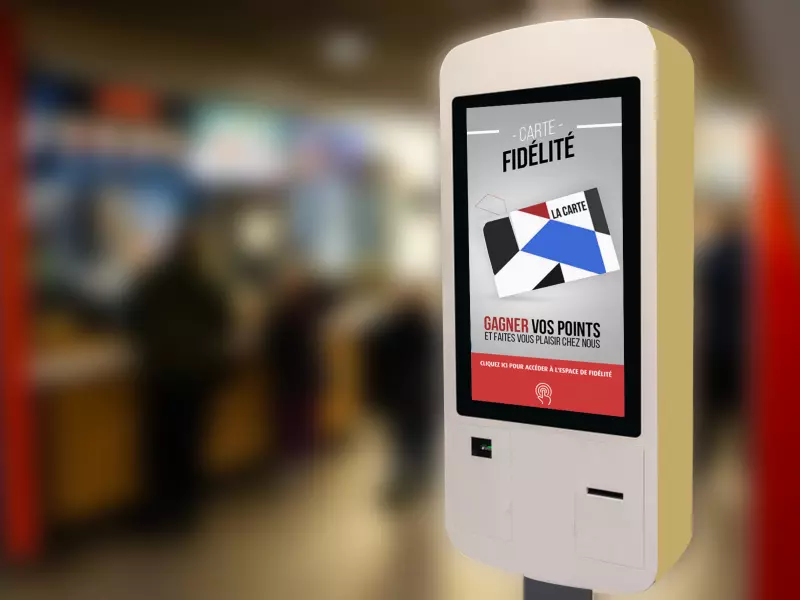 Carte de fidélité client dans un magasin pour une fidélisation de clientèle 