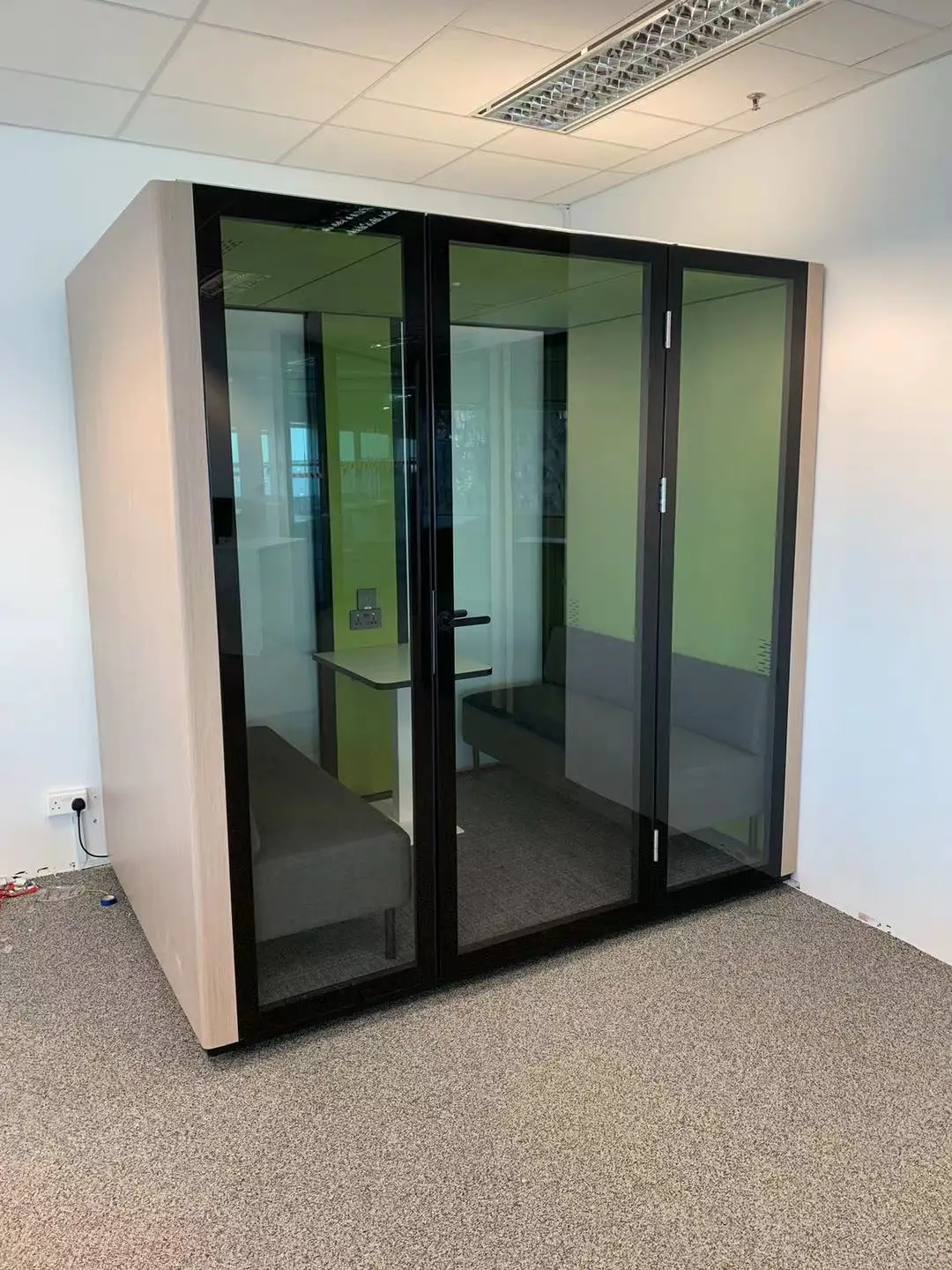Cabine acoustique Maborne