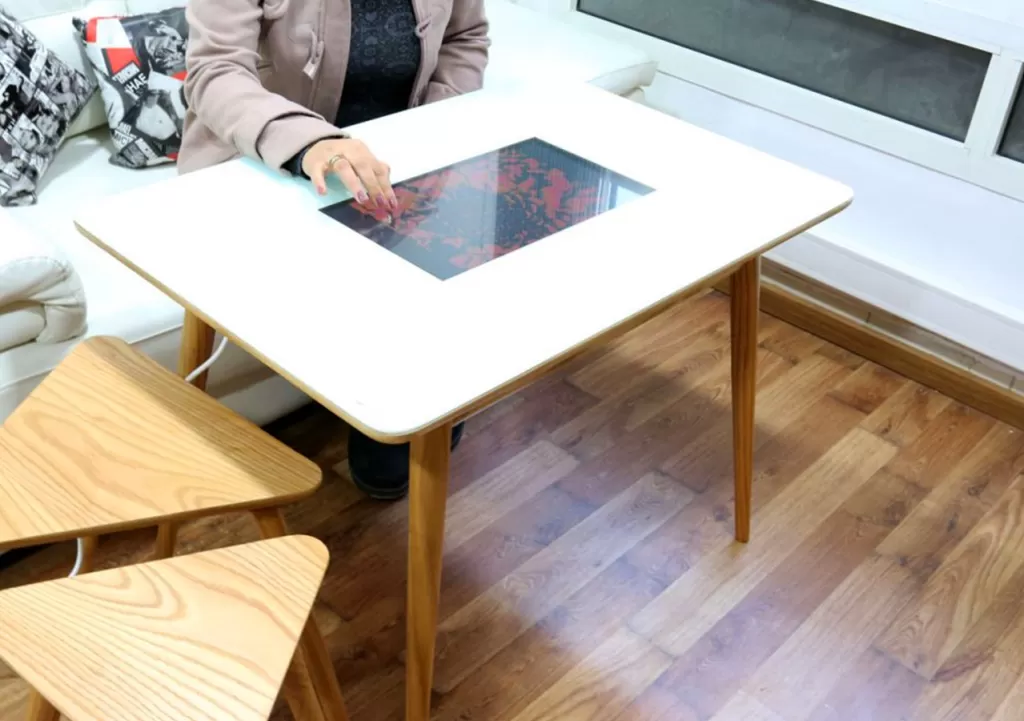 Table tactile boiscl2 1024x721 1