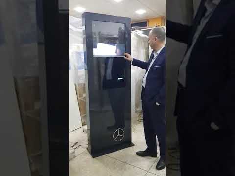totem tactile interactif