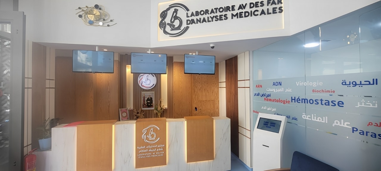 borne tactile laboratoire borne tactile laboratoire