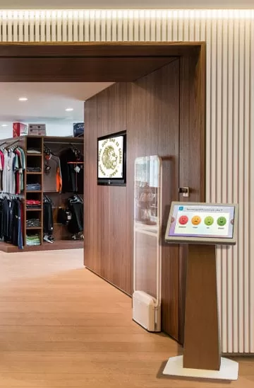 Pupitre-de-satisfaction1 Mesurez la satisfaction de vos clients dans votre magasin avec notre borne de satisfaction