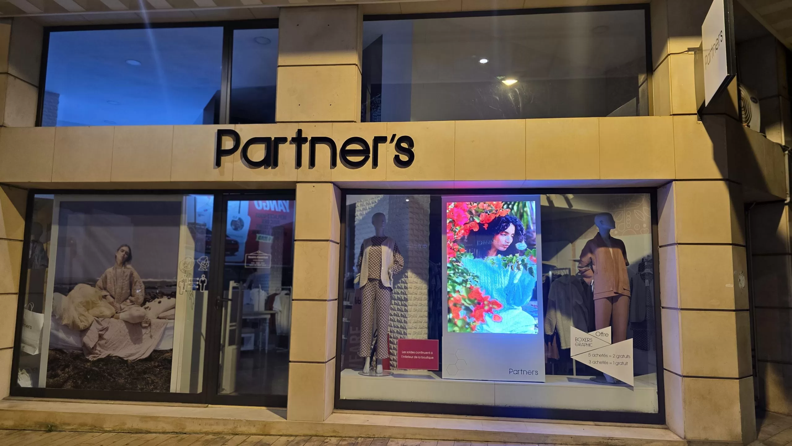 Ecran vitrine partner's Ecran vitrine partner's